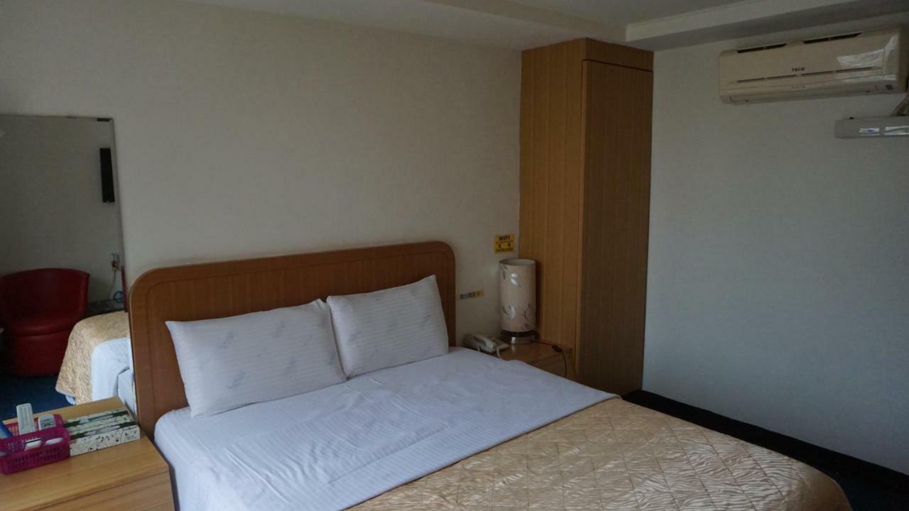 Chian Huei Business Hotel Taipéi Exterior foto